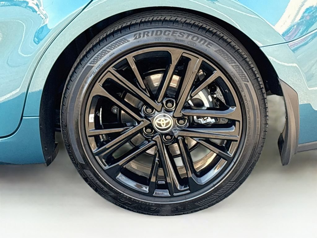 Used 2026 Toyota Camry SE FWD image 30