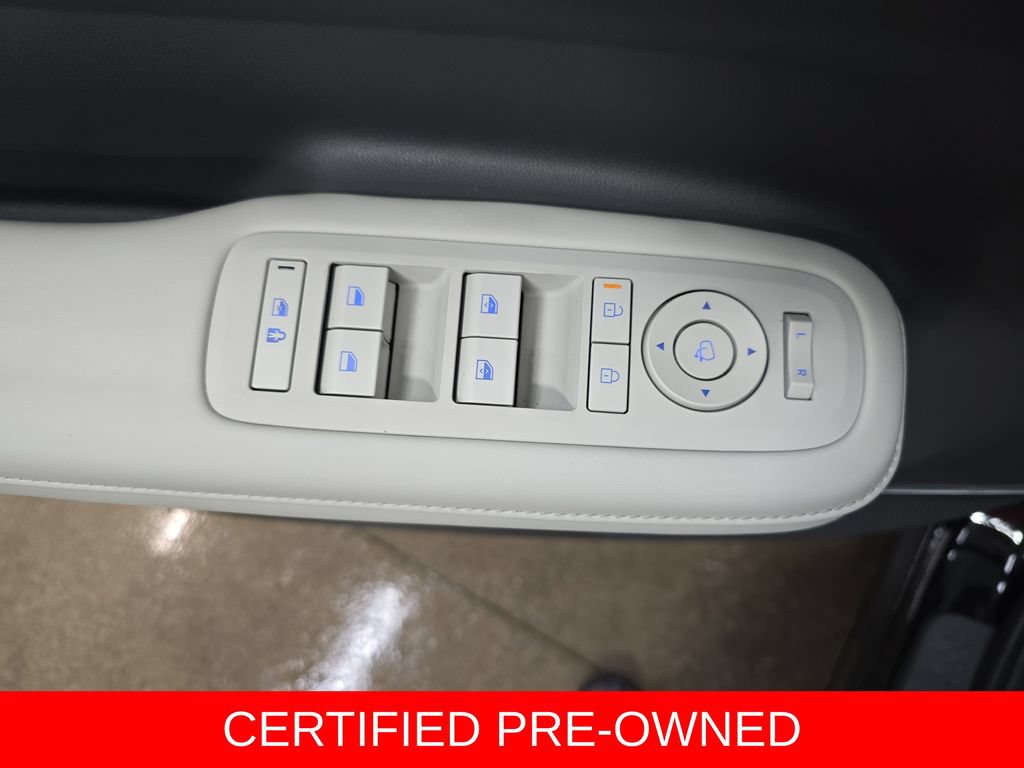 Certified 2026 Hyundai Santa Fe Limited AWD/4WD image 28
