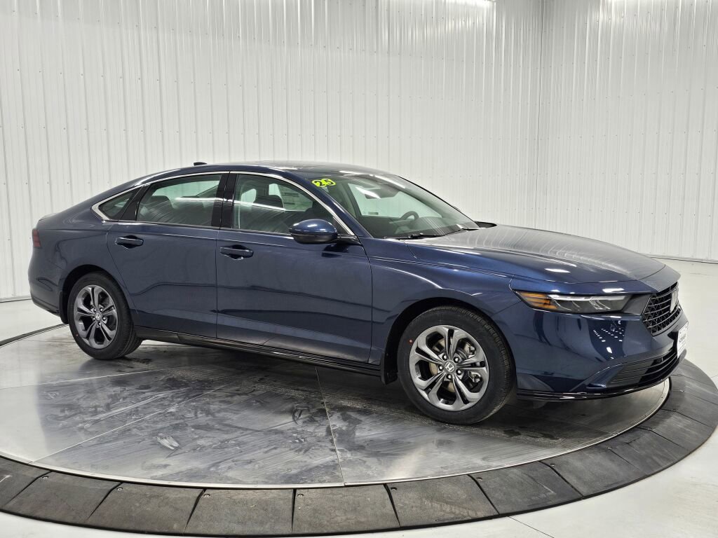 New 2025 Honda Accord EX-L image 32