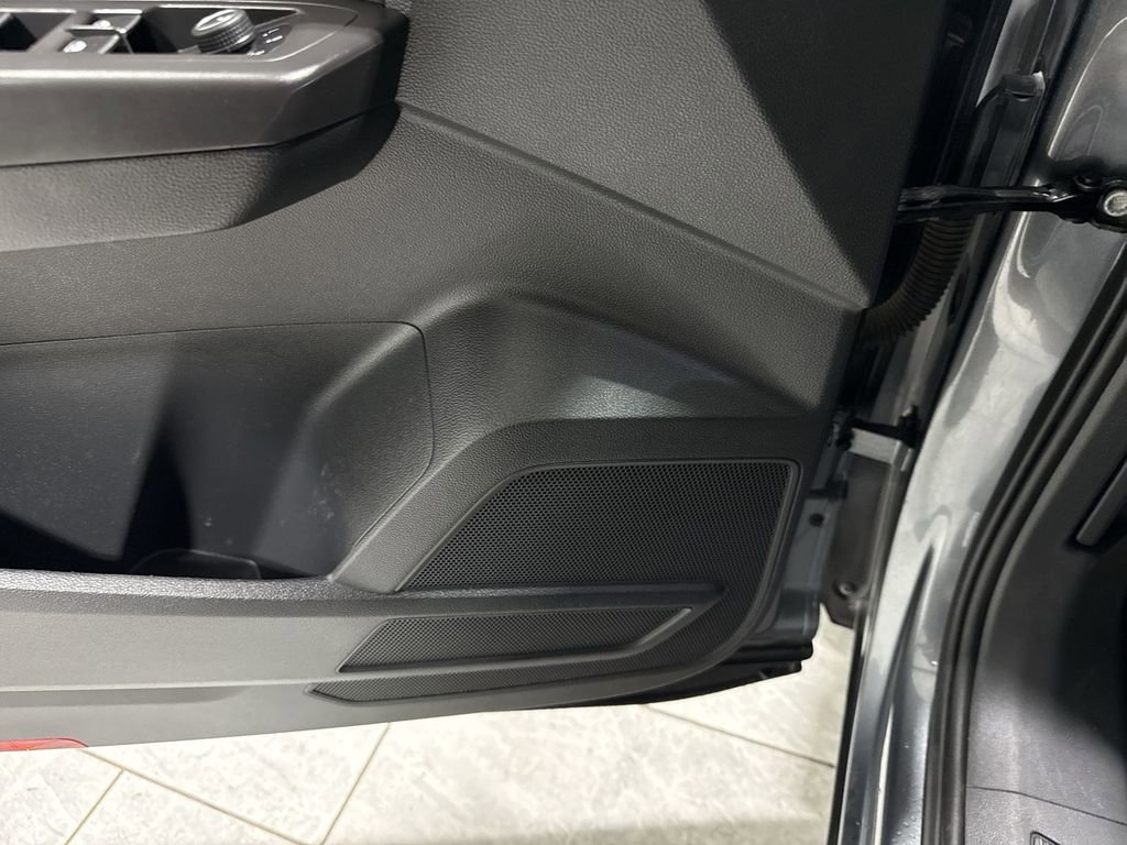 Used 2023 Volkswagen Atlas SE FWD image 25