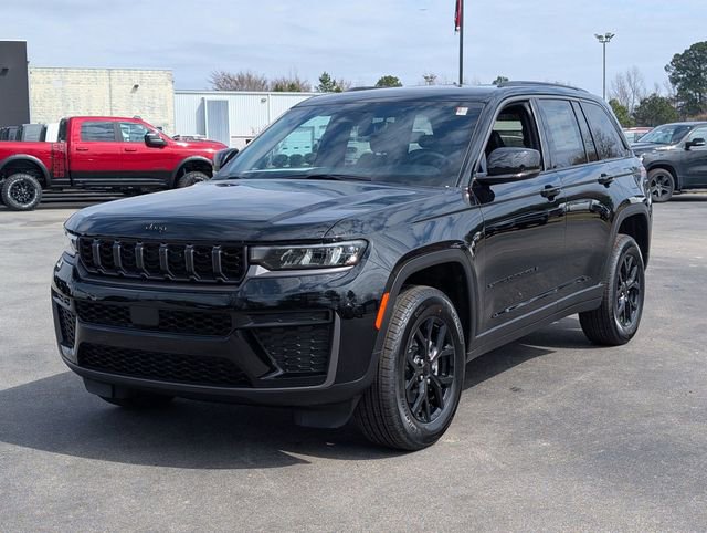 New 2026 Jeep Grand Cherokee Altitude AWD/4WD image 4