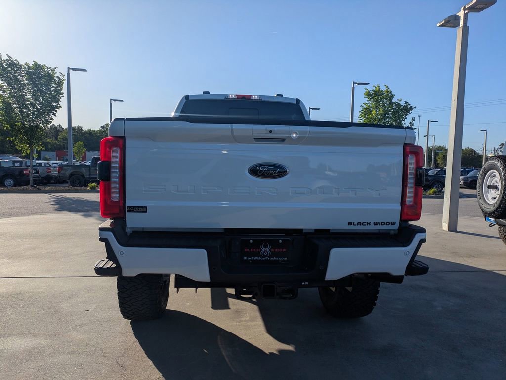 New 2026 Ford F250 Lariat w/ Black Appearance Package image 5