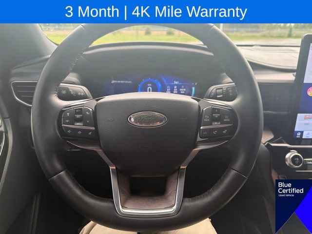 Used 2022 Ford Explorer Platinum w/ Equipment Group 601A AWD/4WD image 52
