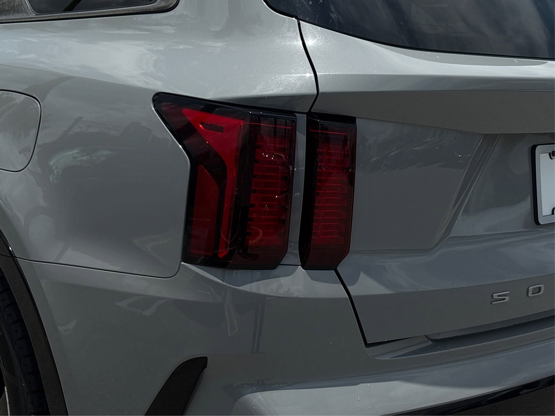 Used 2022 Kia Sorento EX FWD image 15