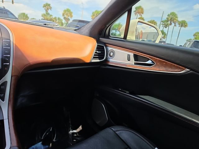 Used 2016 Lincoln MKX Black Label w/ Technology Package FWD image 9