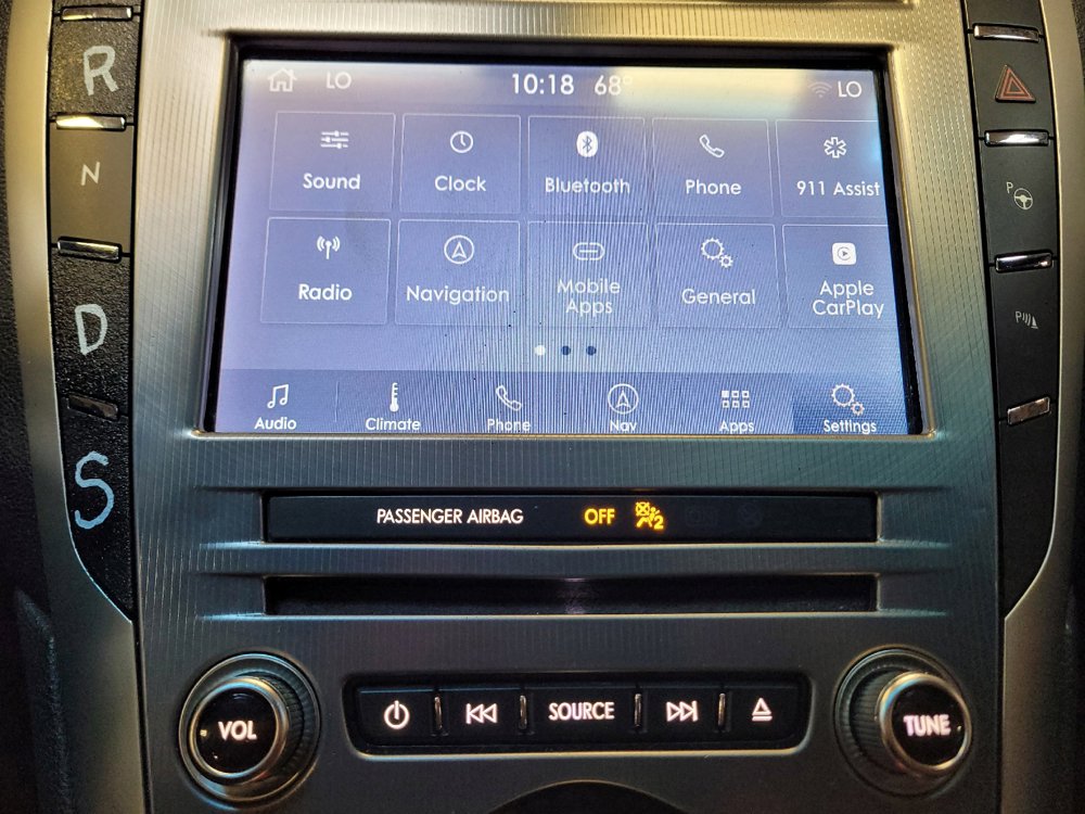 Used 2019 Lincoln MKZ Reserve FWD image 25