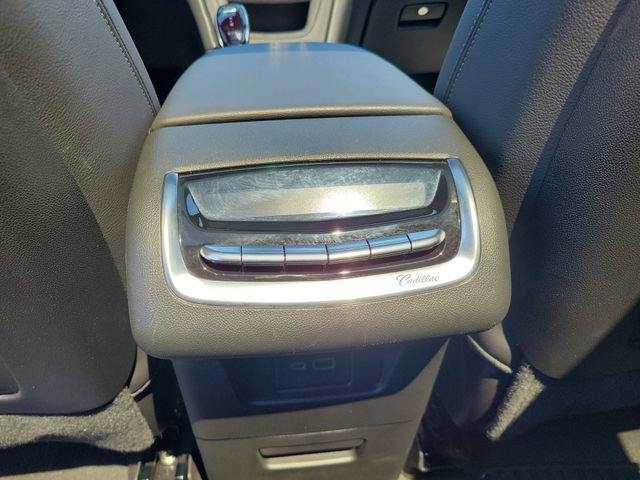 Certified 2025 Cadillac XT6 Luxury AWD/4WD image 17