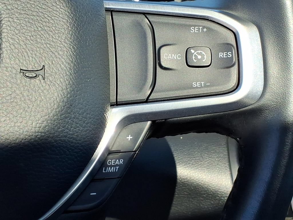 Used 2024 RAM 1500 Laramie AWD/4WD image 24