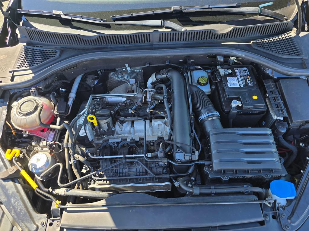 Used 2019 Volkswagen Jetta SEL w/ Cold Weather Package FWD image 10