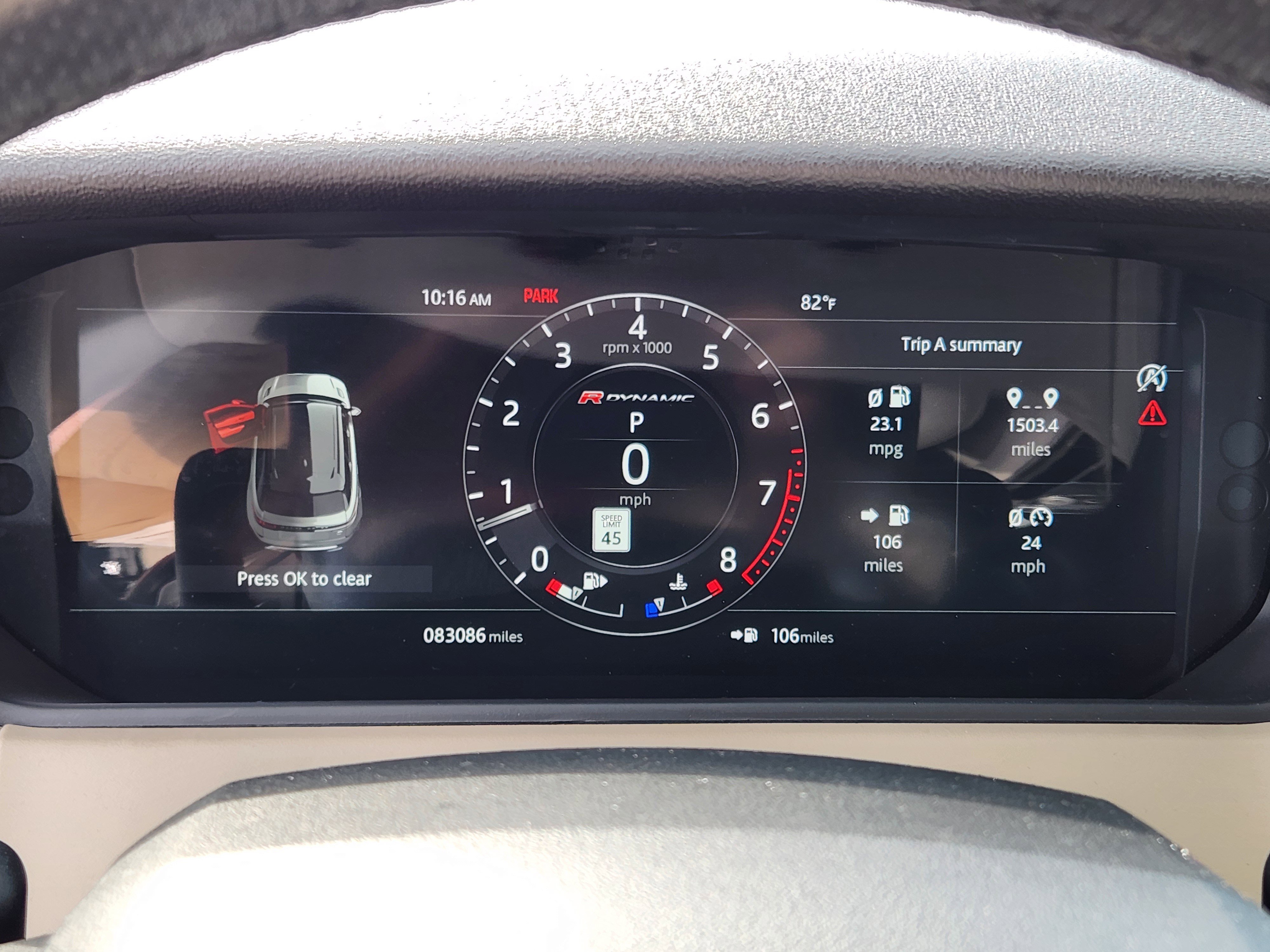 Used 2018 Land Rover Range Rover Velar R-Dynamic SE AWD/4WD image 19