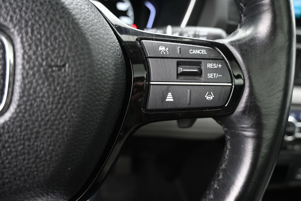 Certified 2024 Honda Pilot Touring image 31