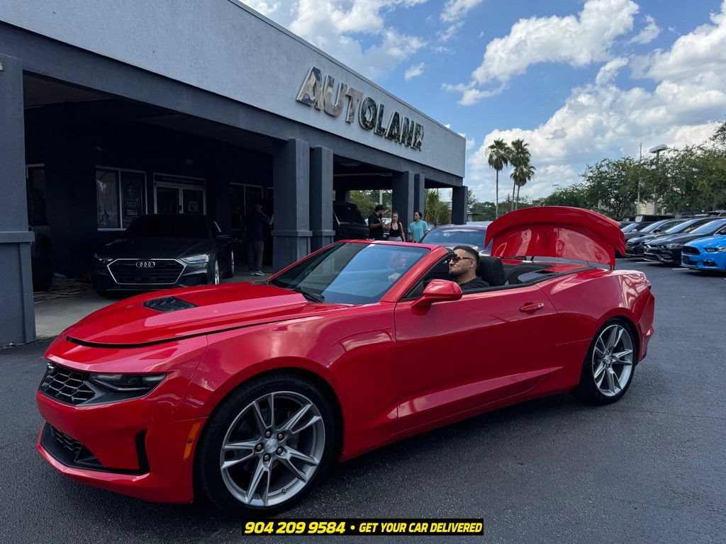 Used 2020 Chevrolet Camaro LT RWD image 25