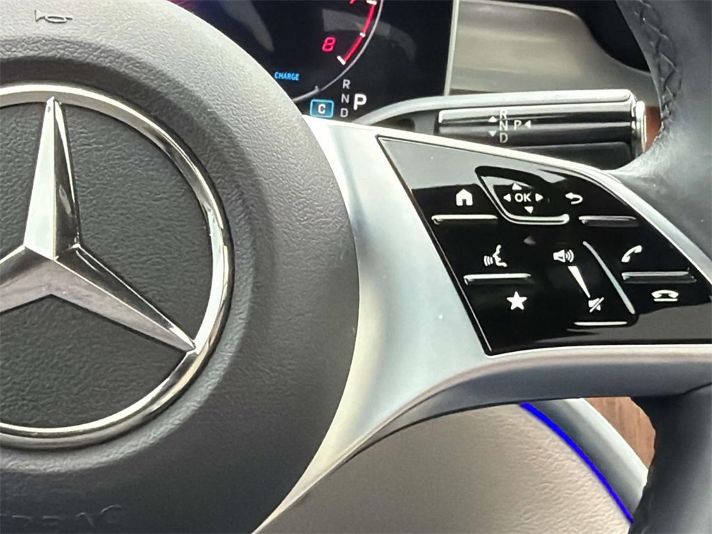 Used 2023 Mercedes-Benz C 300 Sedan image 11