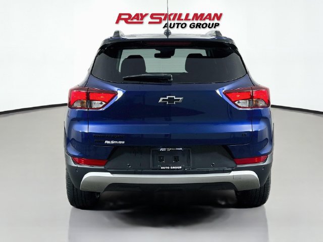 Used 2023 Chevrolet TrailBlazer LT w/ LPO, Blackout Package AWD/4WD image 6