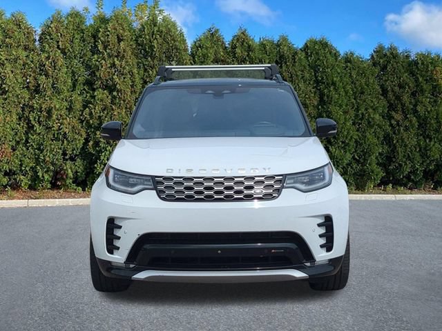 Used 2023 Land Rover Discovery Metropolitan Edition AWD/4WD image 2