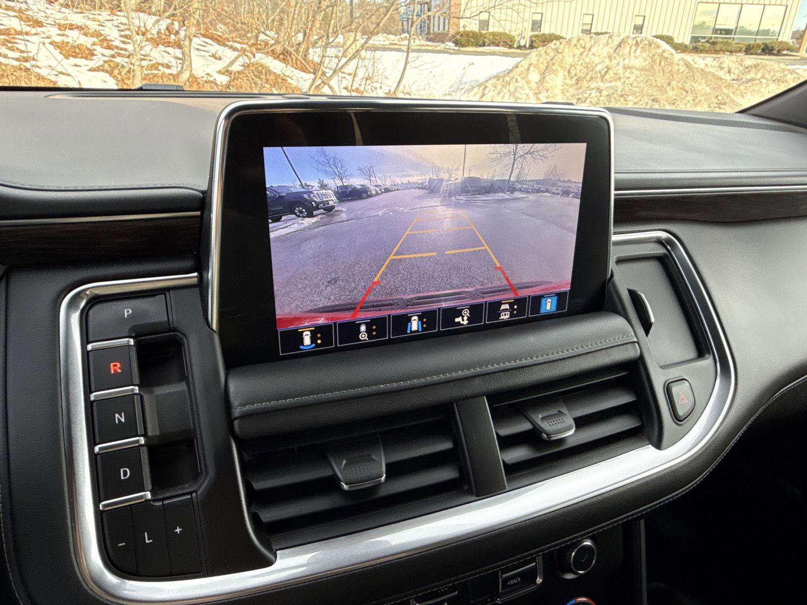 Used 2021 Chevrolet Tahoe Z71 w/ Z71 Signature Package image 25