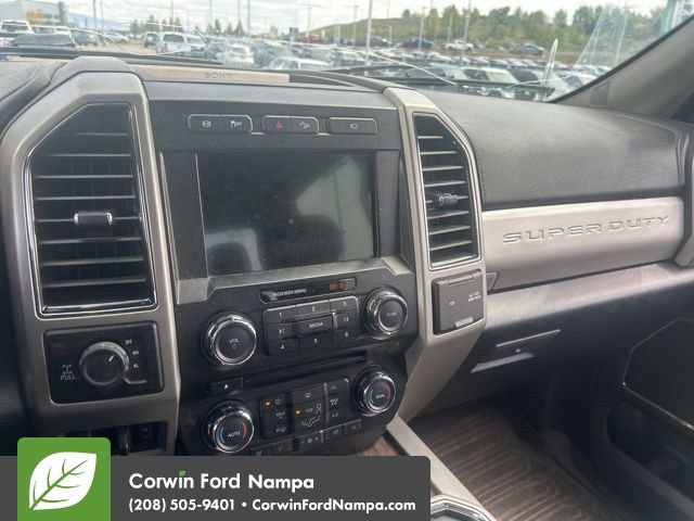 Used 2018 Ford F250 Lariat w/ Lariat Ultimate Package AWD/4WD image 15
