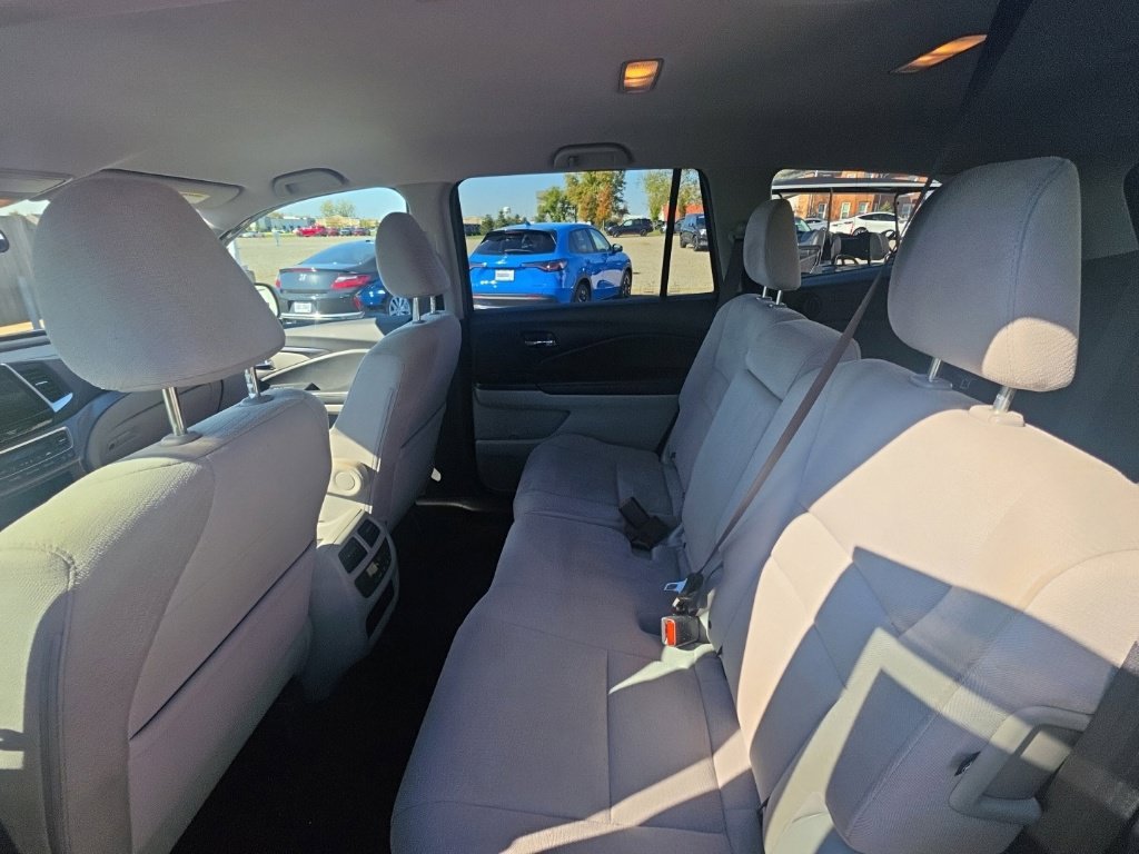 Used 2017 Honda Pilot EX image 26