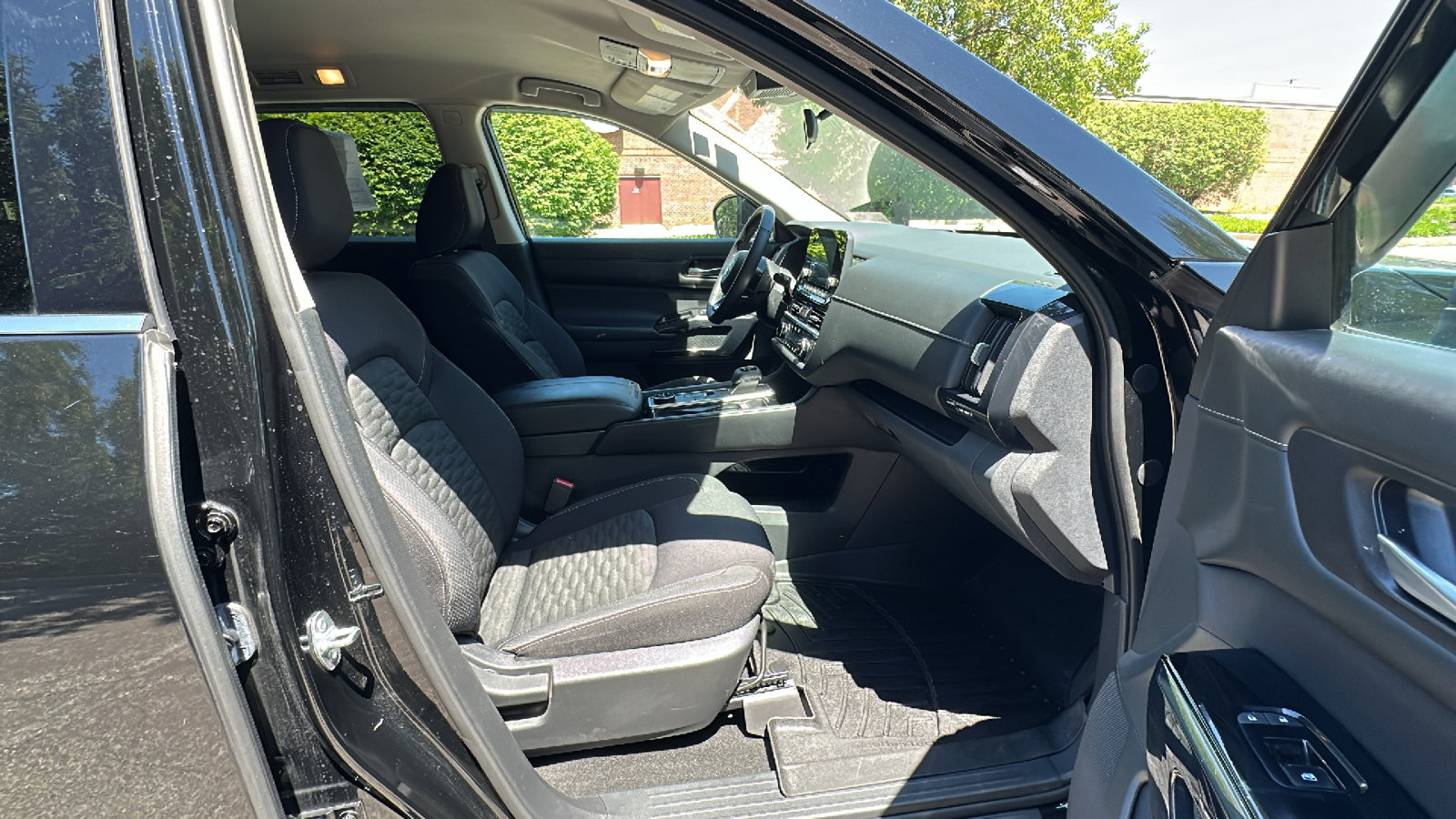 Certified 2022 Nissan Pathfinder SV AWD/4WD image 23