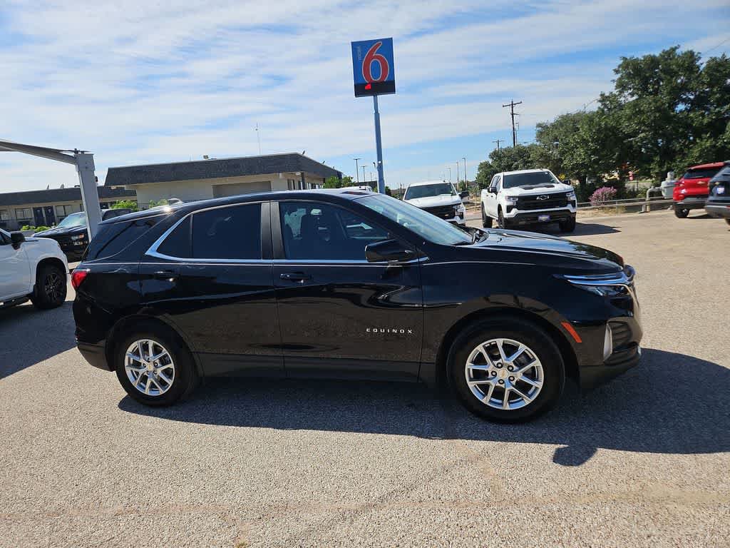 Used 2023 Chevrolet Equinox LT FWD image 9