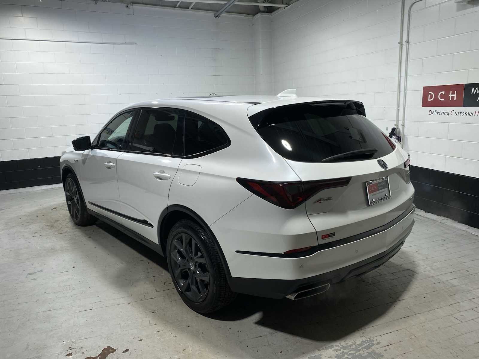 Certified 2023 Acura MDX A-Spec image 4