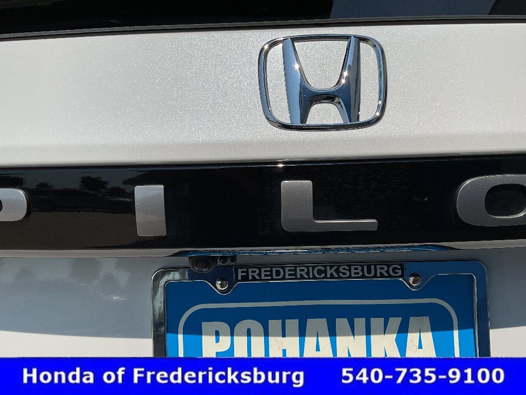 Certified 2026 Honda Pilot Touring image 14