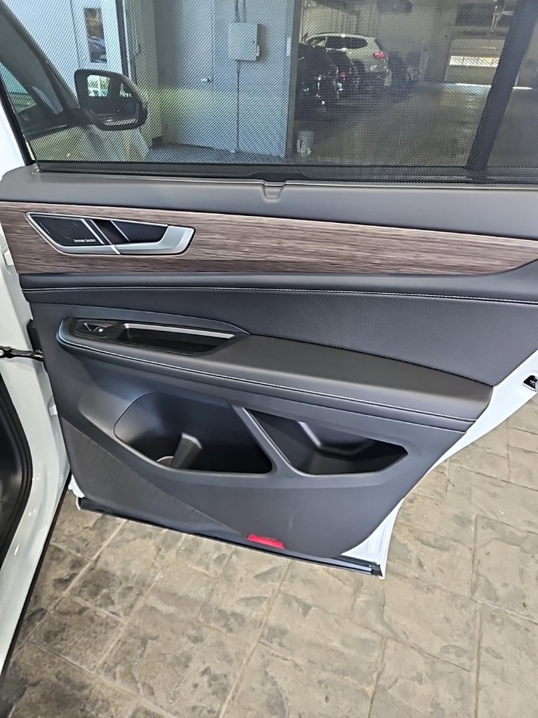 New 2026 Volkswagen Atlas SEL Premium R-Line image 15