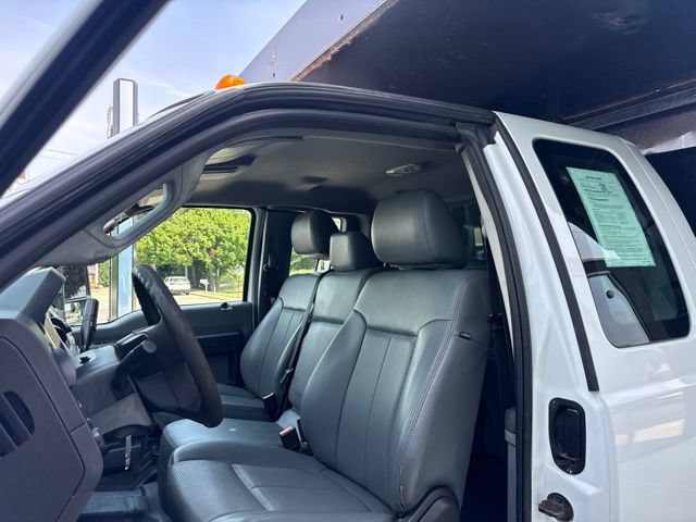 Used 2015 Ford F550 4x4 SuperCab Super Duty image 12