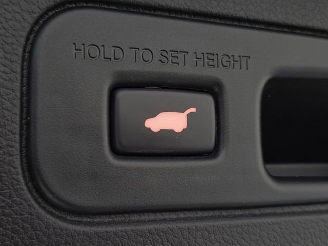 Used 2024 Honda Pilot Elite image 18