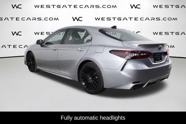 Used 2021 Toyota Camry XSE image 7