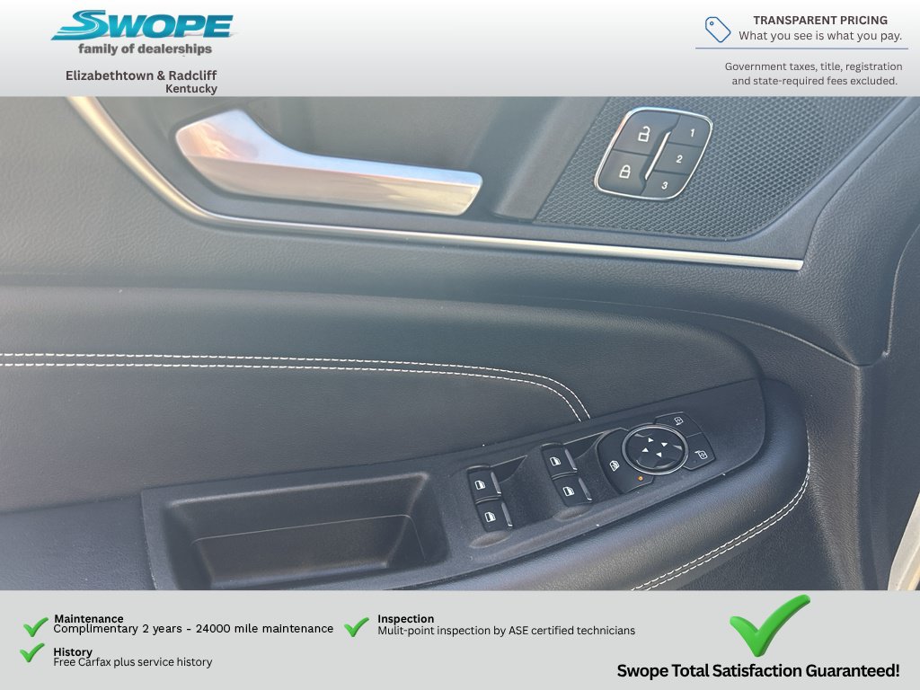 Used 2022 Ford Edge Titanium AWD/4WD image 10