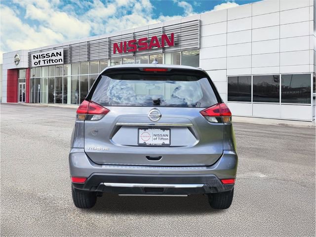 Certified 2018 Nissan Rogue S image 5