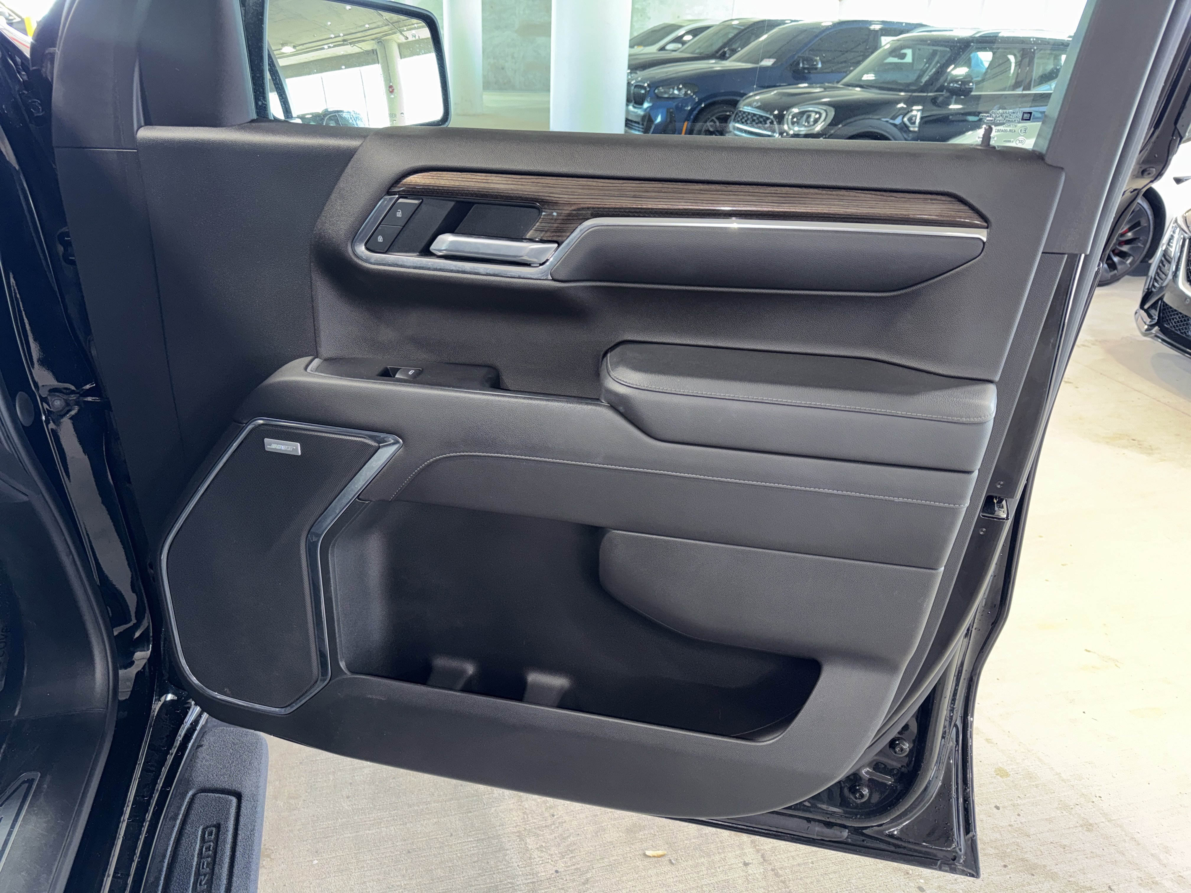 Used 2022 Chevrolet Silverado 1500 LT Trail Boss w/ LT Trail Boss Premium Package image 8