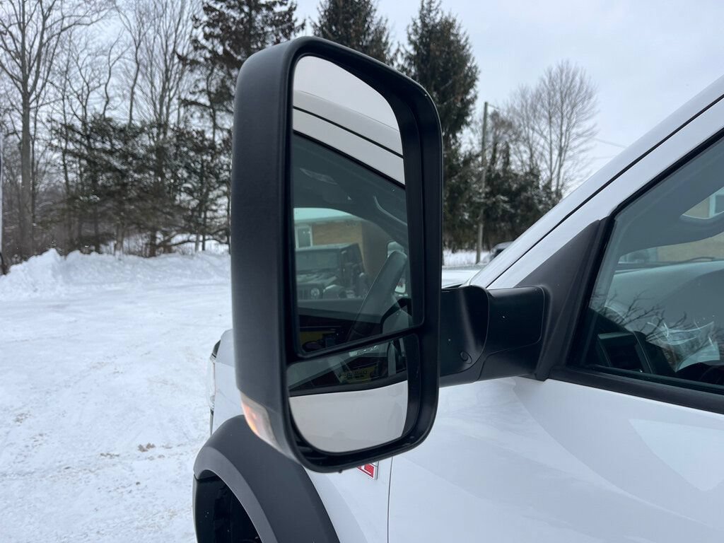 Used 2022 RAM 4500 Tradesman RWD image 25