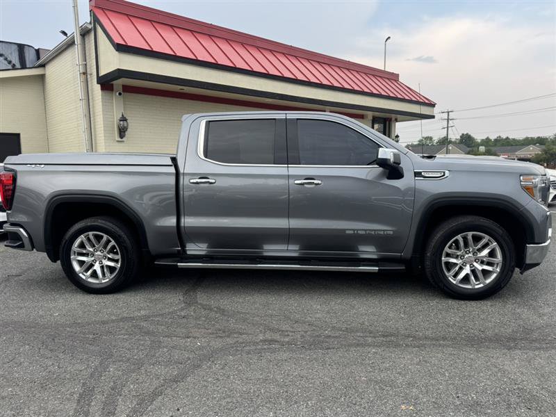 Used 2022 GMC Sierra 1500 SLT AWD/4WD image 4