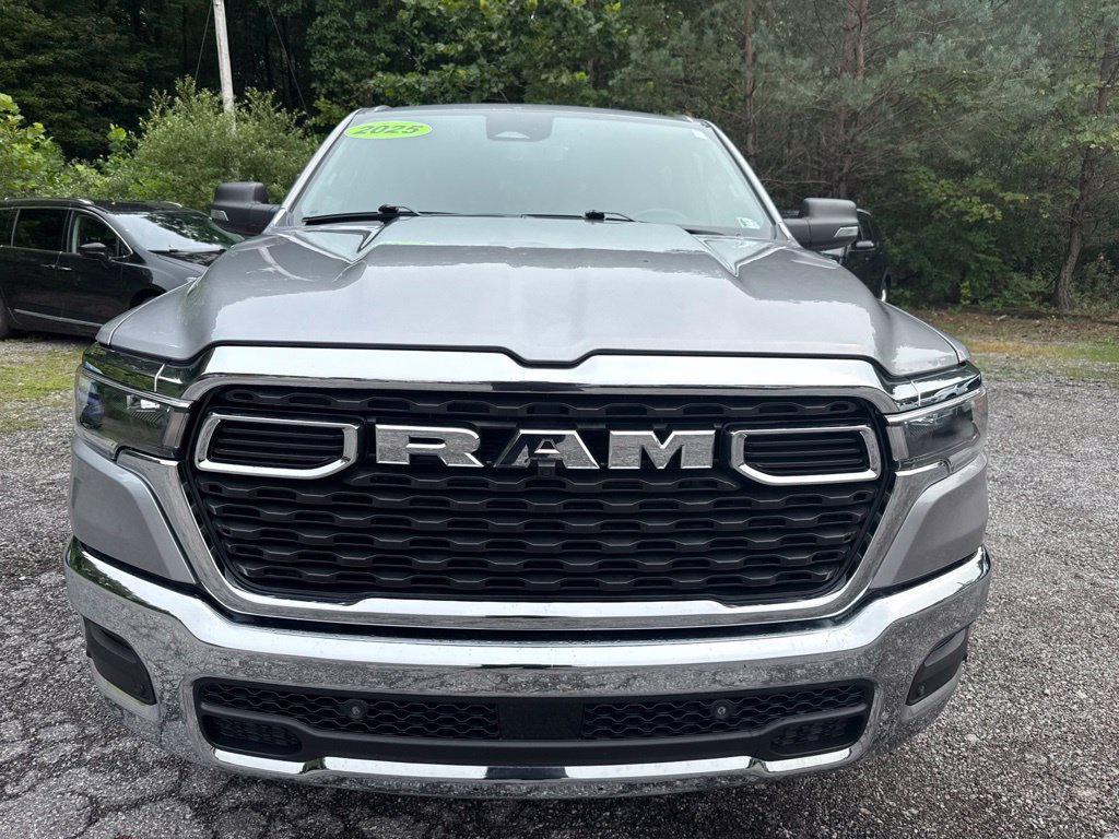 Used 2025 RAM 1500 Big Horn AWD/4WD image 2