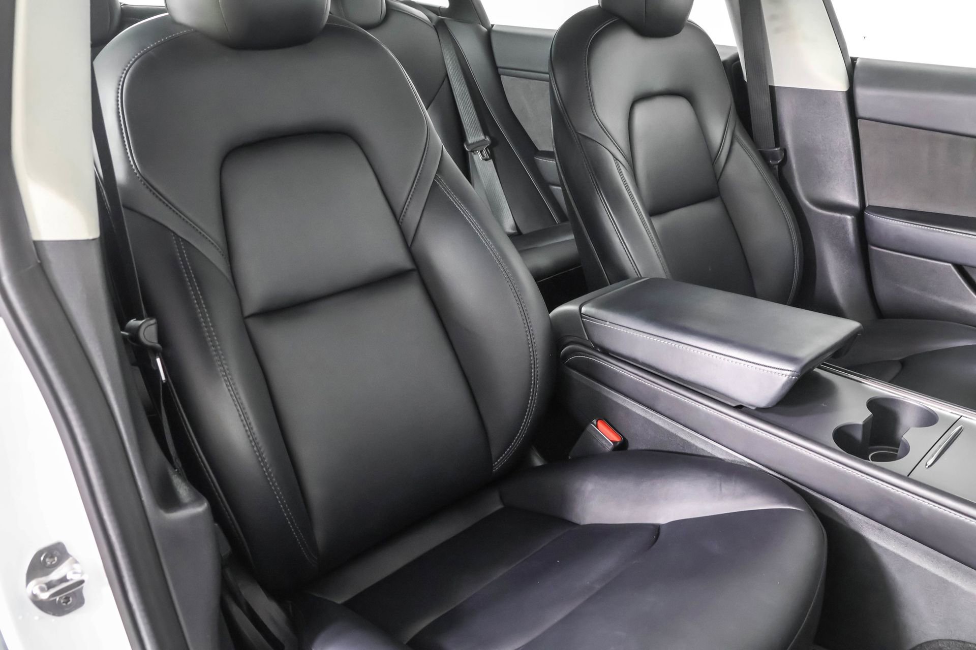 Used 2021 Tesla Model 3 Standard Range Plus image 44