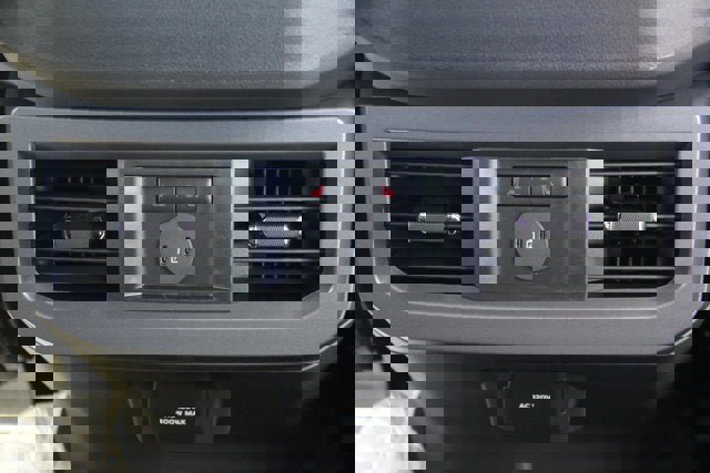 New 2026 Ford F350 4x4 Crew Cab Super Duty image 13