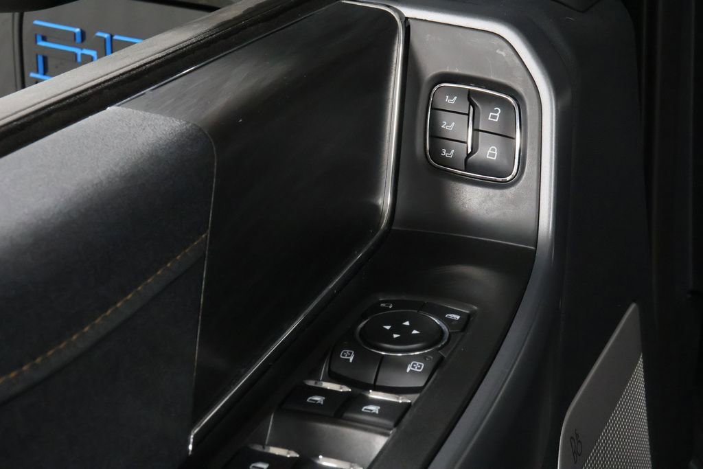 Used 2025 Ford F150 Lightning Lariat AWD/4WD image 26