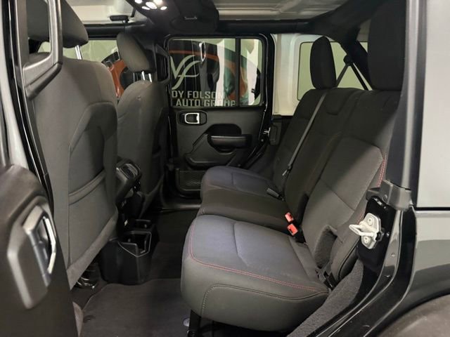 Used 2023 Jeep Wrangler Unlimited Rubicon w/ Cold Weather Group AWD/4WD image 12