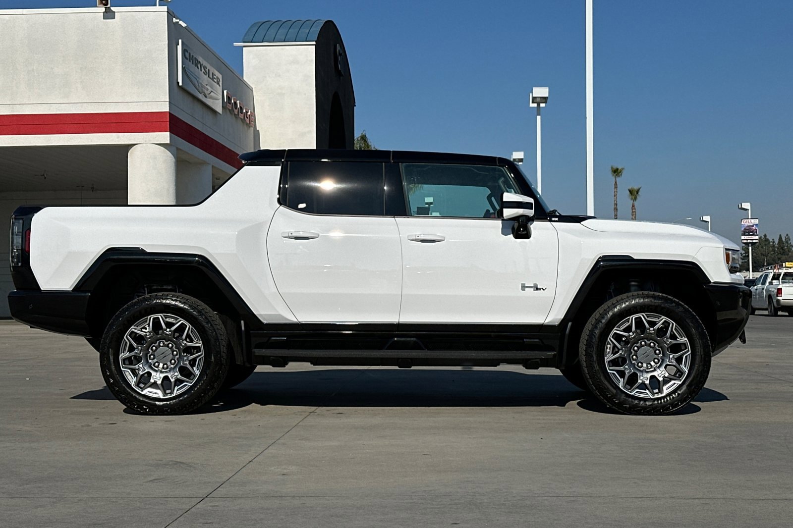 New 2025 GMC Hummer EV 3X image 8