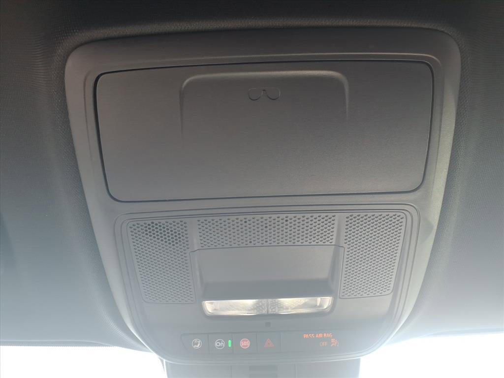 Certified 2025 GMC Acadia Elevation image 17