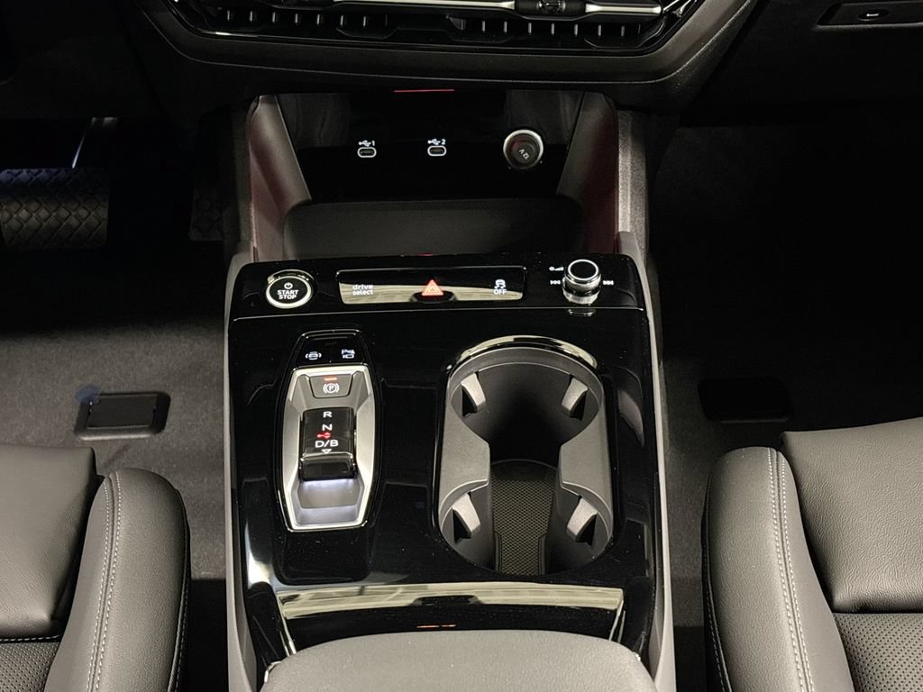 New 2027 Audi A6 e-tron Prestige AWD/4WD image 13