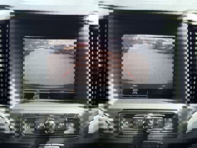 Used 2022 GMC Terrain SLE w/ Elevation Edition image 21