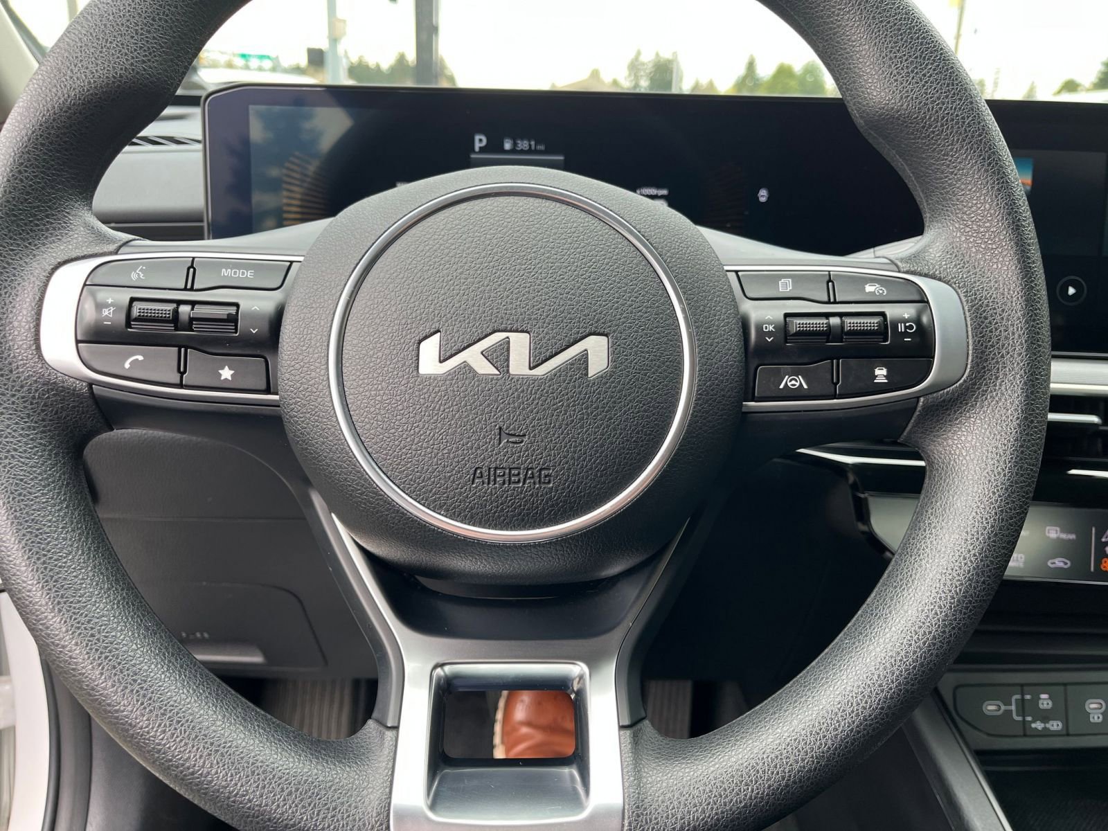 Used 2025 Kia K5 LXS image 29