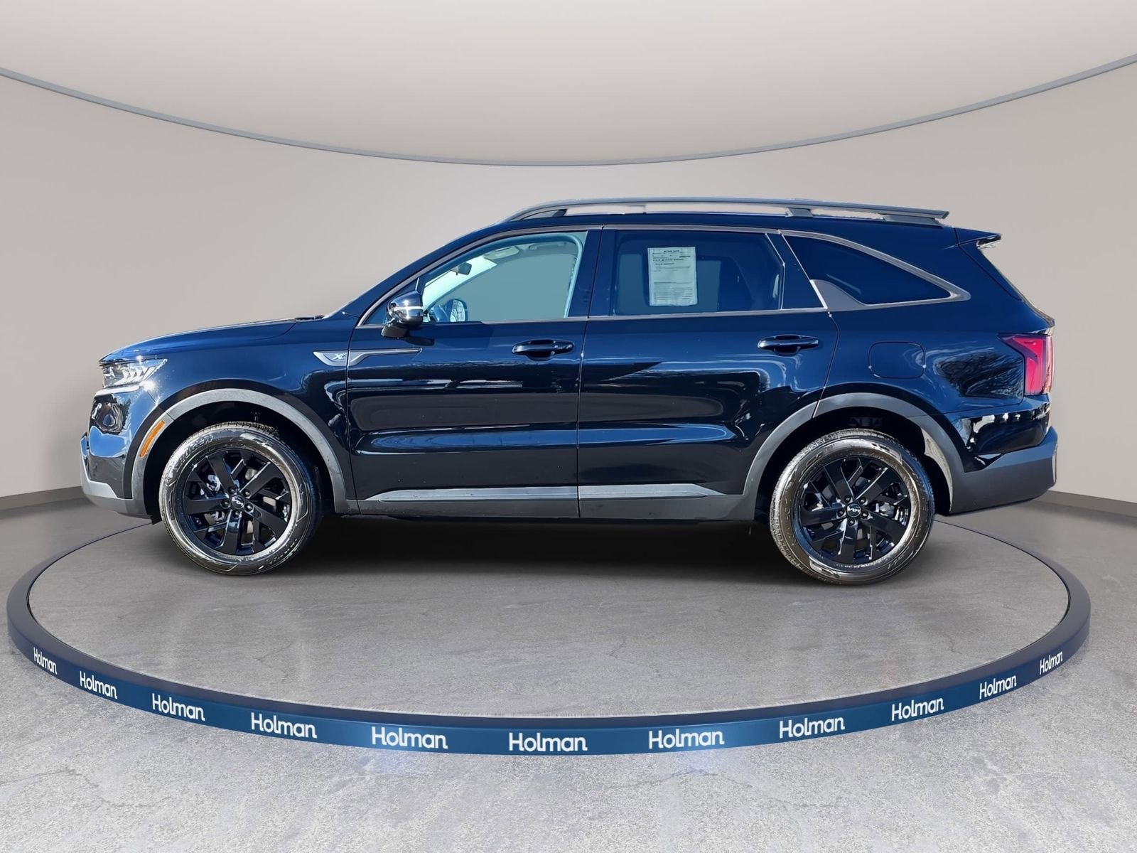 Used 2023 Kia Sorento S image 3