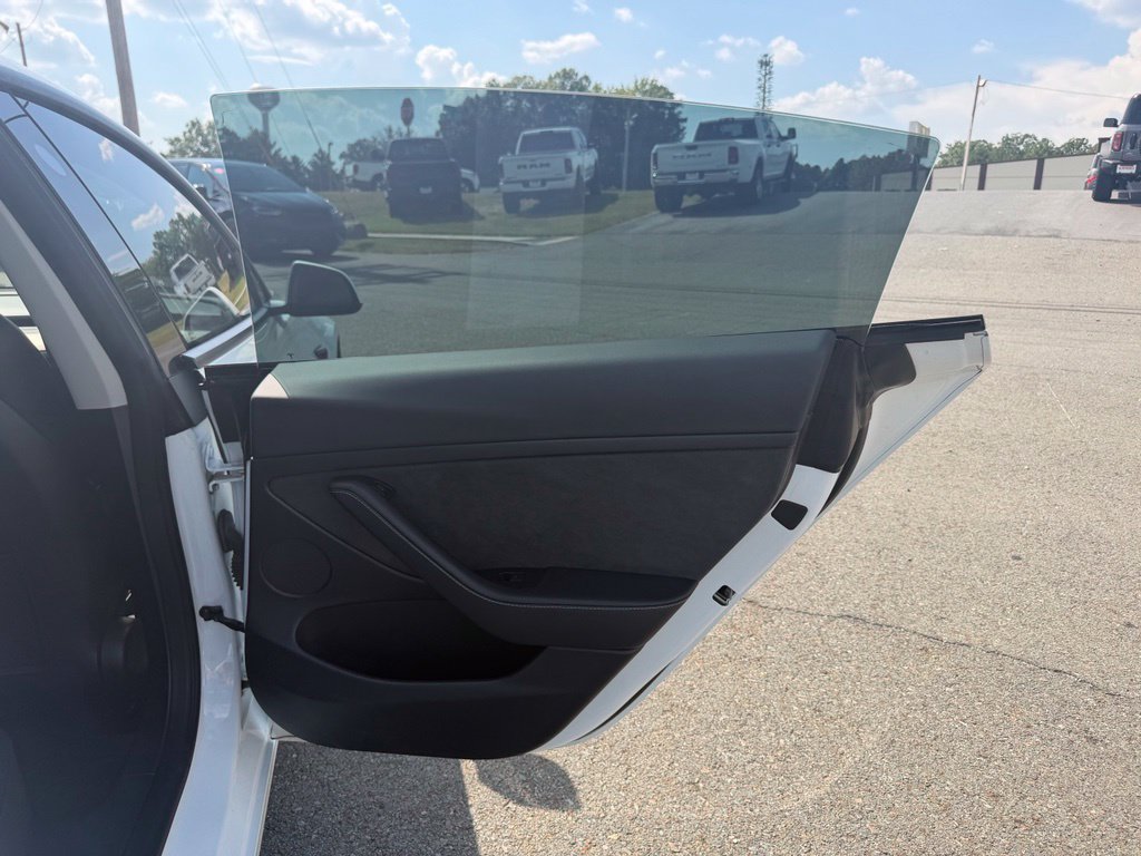 Used 2023 Tesla Model 3 Standard Range RWD image 34