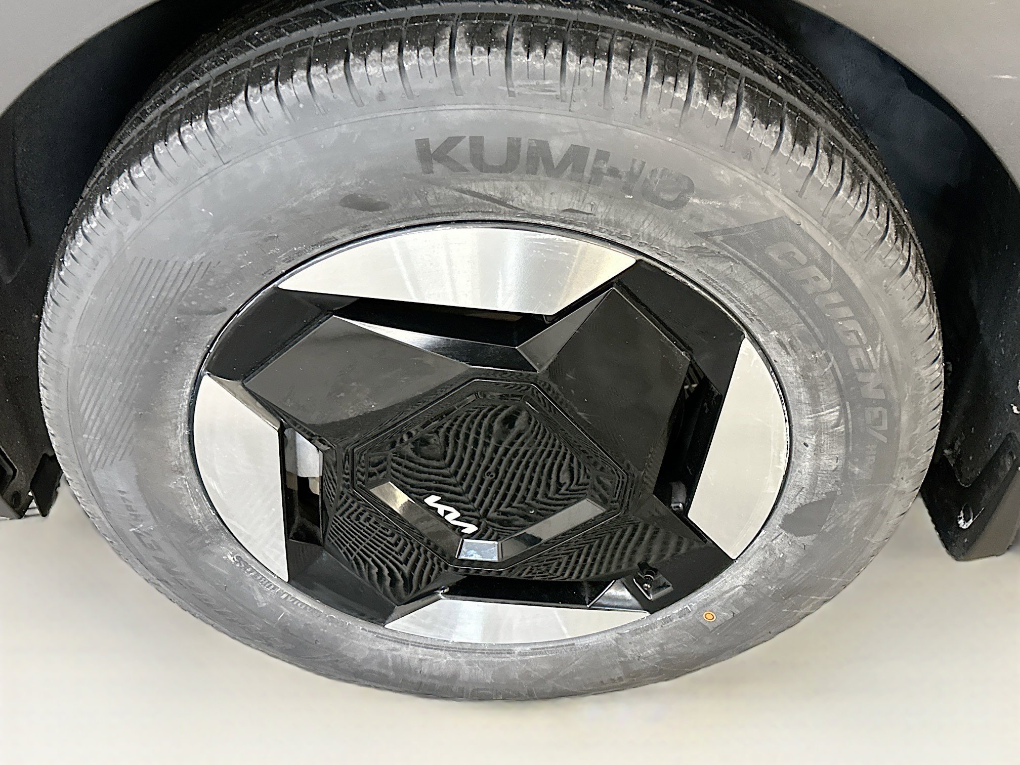 Used 2024 Kia EV9 Wind image 11