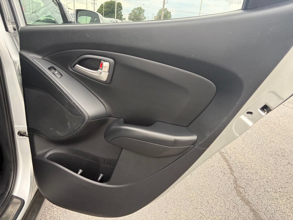 Used 2013 Hyundai Tucson Limited w/ Premium Pkg AWD/4WD image 20