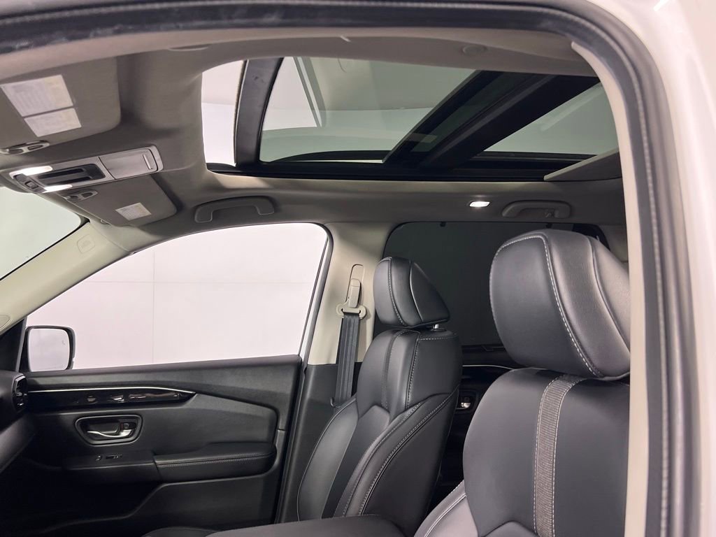 Used 2024 Honda Pilot Touring image 26
